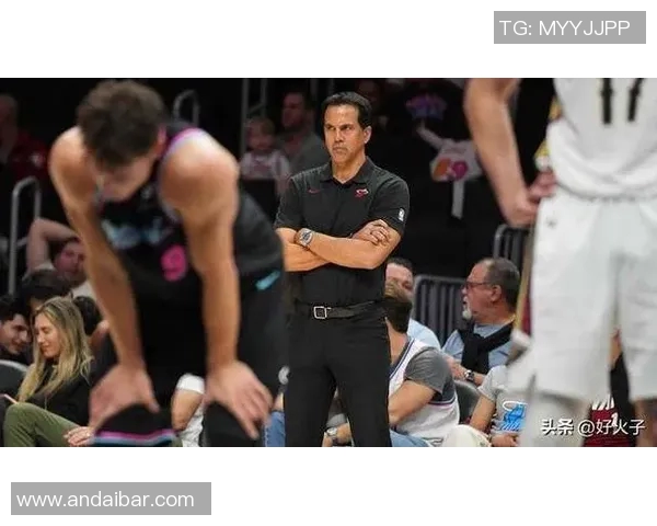 热火队新赛季挑战与机遇并存，期待超级球星带领球队再创辉煌